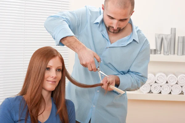 Professional hairdresser cut with scissors at salon — Stock Photo, Image