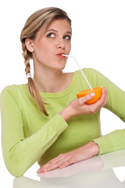Kvinna Dricka Orange Vit Bakgrund — Stockfoto
