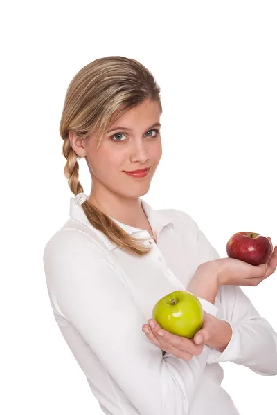 Frau Hält Zwei Äpfel Auf Weißem Hintergrund — Stockfoto
