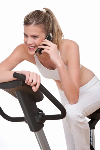 Serie Fitness Donna Con Cellulare Sfondo Bianco — Foto Stock