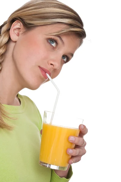 Zdrowy styl życia serii - blond kobieta pije sok pomarańczowy — Zdjęcie stockowe