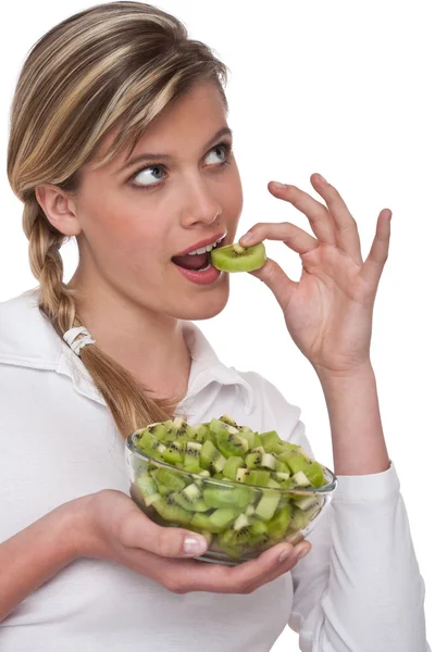 Υγιεινού τρόπου ζωής σειράς - γυναίκα τρώει ακτινίδιο — Φωτογραφία Αρχείου