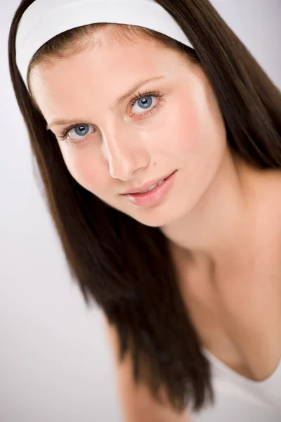 Portrét krásné brunetky ženy — Stock fotografie