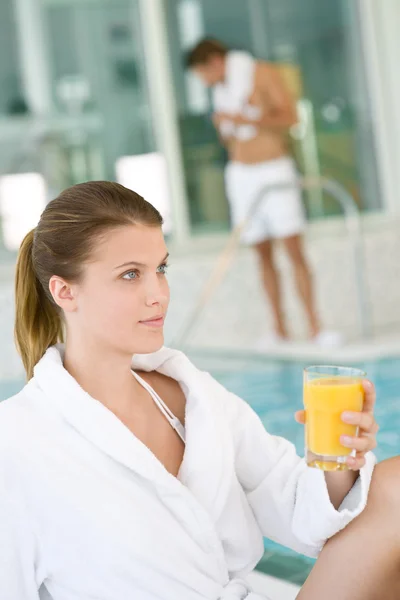 Young Woman Wearing Bathrobe Relax Swimming Pool Hold Juice — Stock Photo, Image