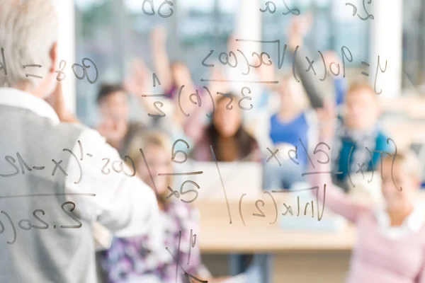 Lección Matemáticas Escuela Secundaria Estudiantes Con Profesor Aula —  Fotos de Stock