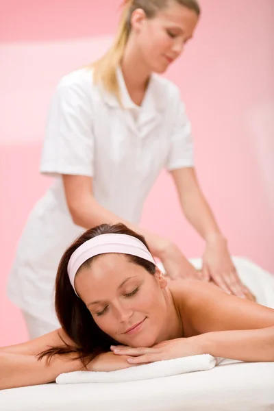 Cuidados Com Corpo Mulher Massagem Nas Costas Dia Massagem Spa — Fotografia de Stock