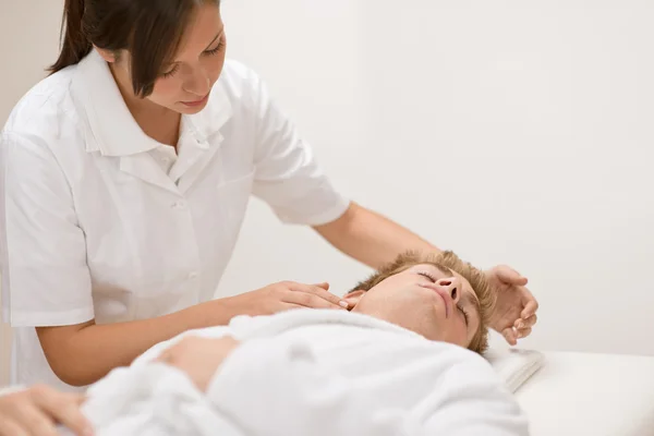 Male Cosmetics Facial Massage Luxury Spa — Stock Photo, Image