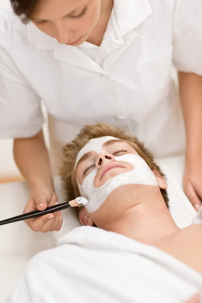 Mannelijke Cosmetica Gezichtsmasker Luxe Spa Centrum — Stockfoto