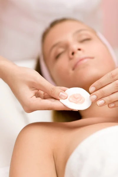 Facial Care Woman Cosmetics Treatment Salon — Stock Photo, Image