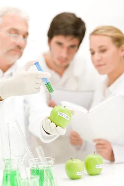 基因工程学 科学家在实验室 转基因生物检测试验 — 图库照片