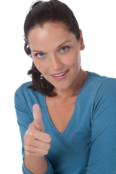 年轻的棕色头发的女人显示大拇指在白色背景上 — 图库照片