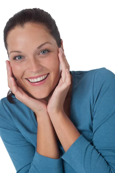 Glimlachend gelukkig jonge vrouw in turquoise vest — Stok fotoğraf