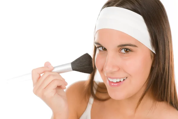Soins Peau Jeune Femme Appliquer Poudre Avec Pinceau Maquillage — Photo
