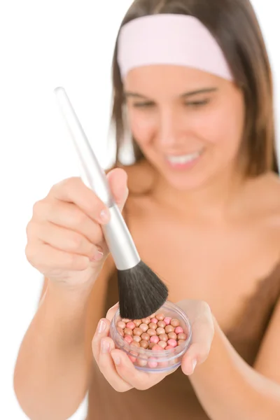 Make-up skin care - woman apply pearl powder — Stock Photo, Image