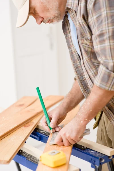 Home Improvement Handyman Prepare Wooden Floor Workshop — Stock Photo, Image