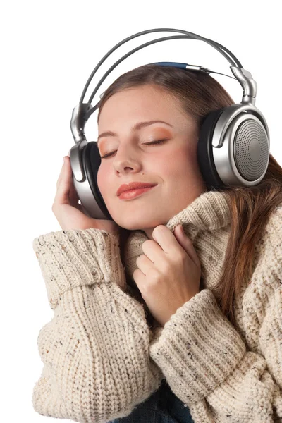 Portrét šťastné ženy užívat hudbu se sluchátky — Stock fotografie