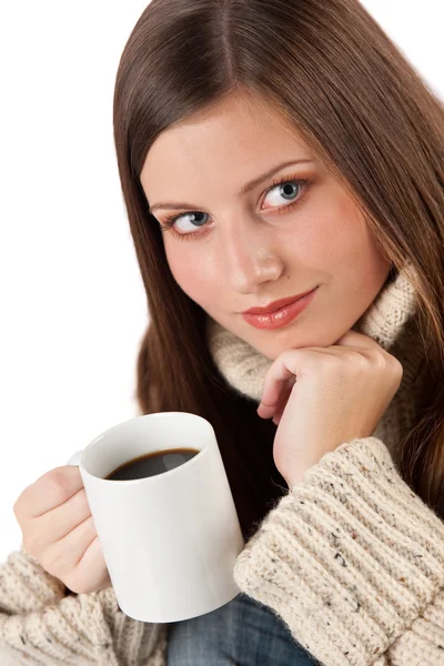 Winter portret van gelukkig vrouw met kopje koffie — Stockfoto