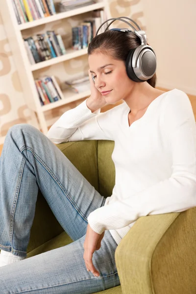 Students - Happy female teenager with headphones — ストック写真