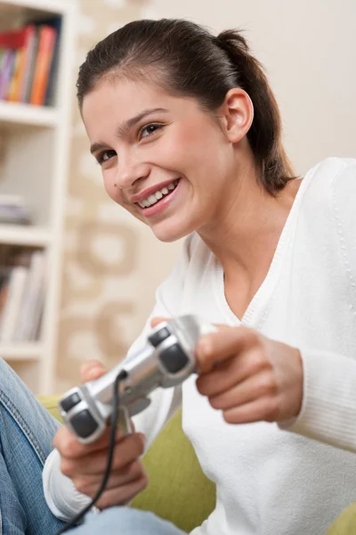 Studenten Weiblicher Teenager Spielt Videospiel Mit Spielkissen Wohnzimmer — Stockfoto