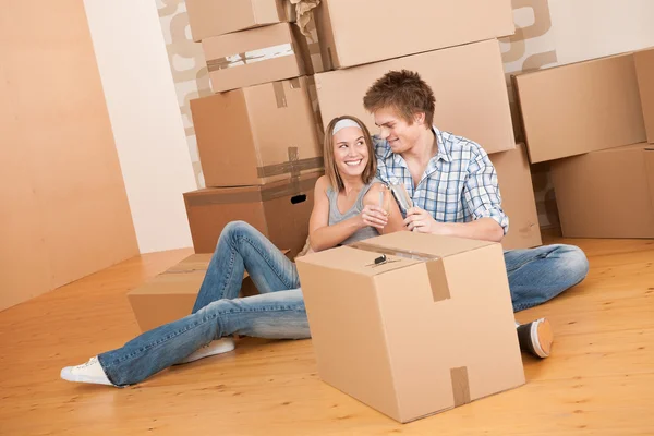 Moving House Happy Couple Celebrating Glass Champagne New Home — Stock Photo, Image