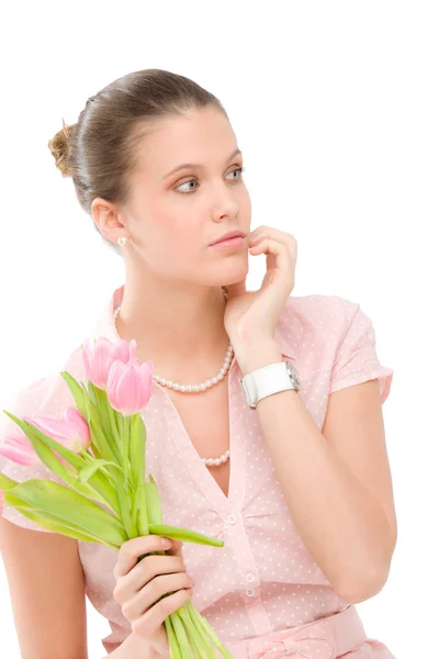 Mode - jonge romantische vrouw met spring tulpen — Stockfoto