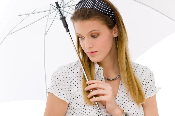 Moda - roupas de grife guarda-chuva de mulher jovem — Fotografia de Stock