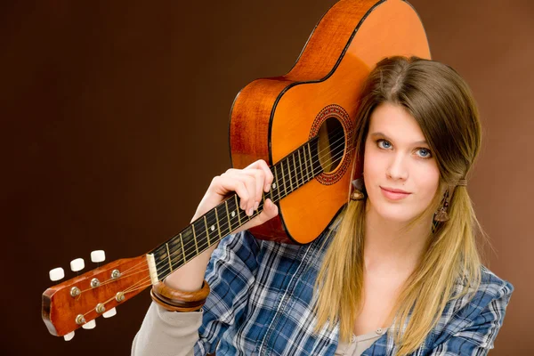 Rock musician - fashion woman holding guitar — Stock Photo, Image