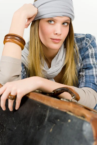 Fashion model - junge Frau im Country-Stil — Stockfoto