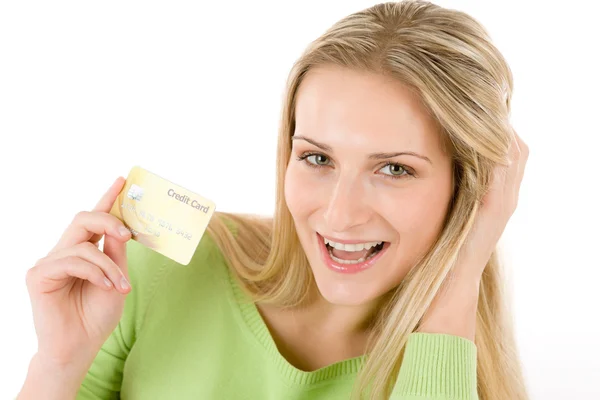 Compras en el hogar - mujer joven con tarjeta de crédito — Foto de Stock