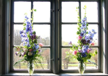 Flower arrangement clipart