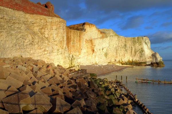 Chalk falaise colline bord de mer sept sœurs Angleterre — Photo