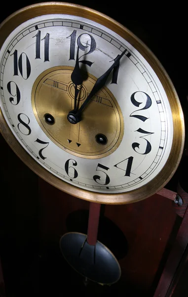Vintage klok middernacht — Stockfoto