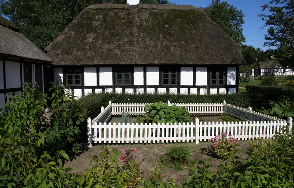 Casa rural danés denmark — Foto de Stock
