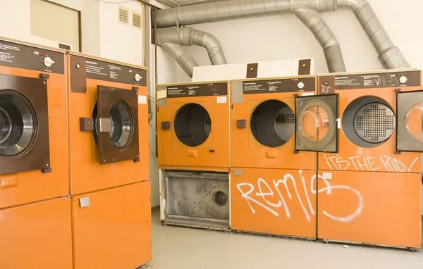 Пральня пральна машина — стокове фото