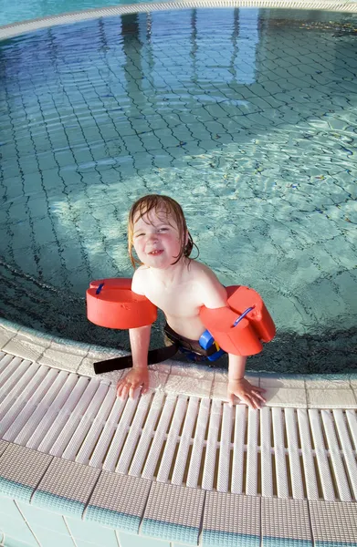 Kinderschwimmbecken — Stockfoto