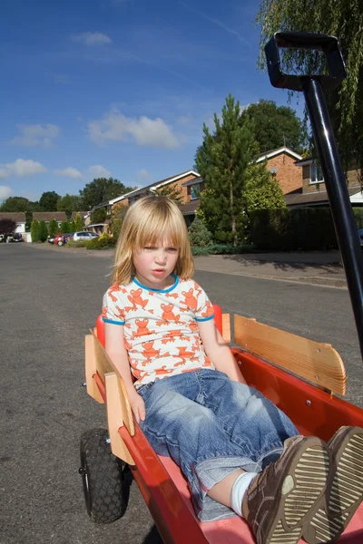 Child Play Wagon Red Cart Kid Urban Street Estate — Stock Photo, Image