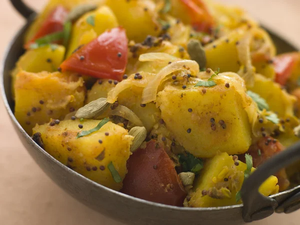 Pan Bombaj Aloo Curry Ziemniaki — Zdjęcie stockowe