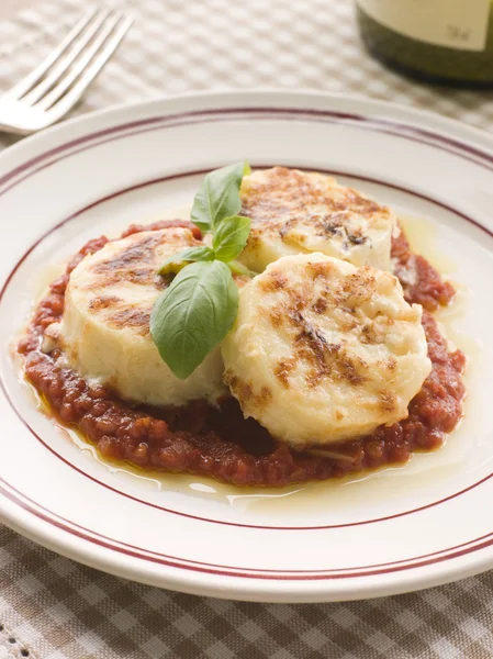 Gnocchi Romana with Tomato Sauce — Stock Photo, Image