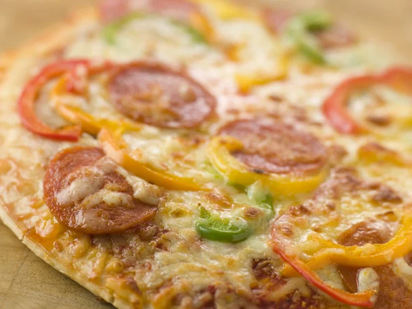 Pepperoni and Pepper Pizza — Stock Photo, Image
