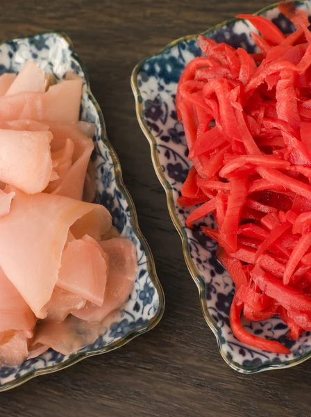Dishes of Red Pickled Ginger and Sushi Ginger — Stock Photo, Image