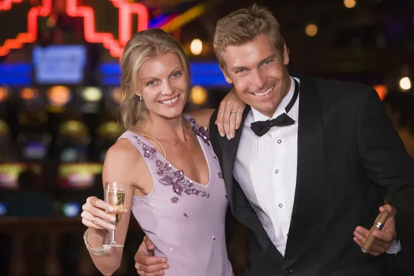 Couple Celebrating Casino Champagne — Stock Photo, Image