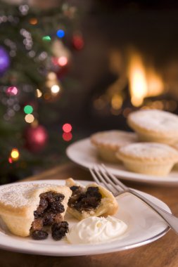 Mince Pie with Brandy Cream clipart