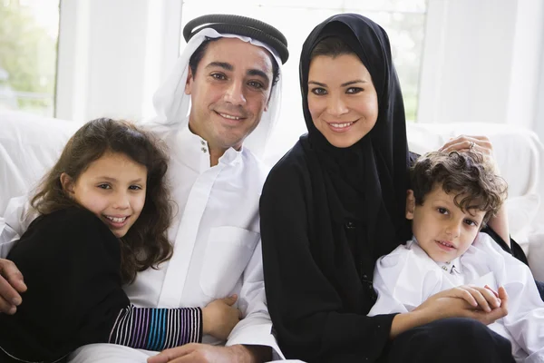Uma Família Médio Oriente — Fotografia de Stock