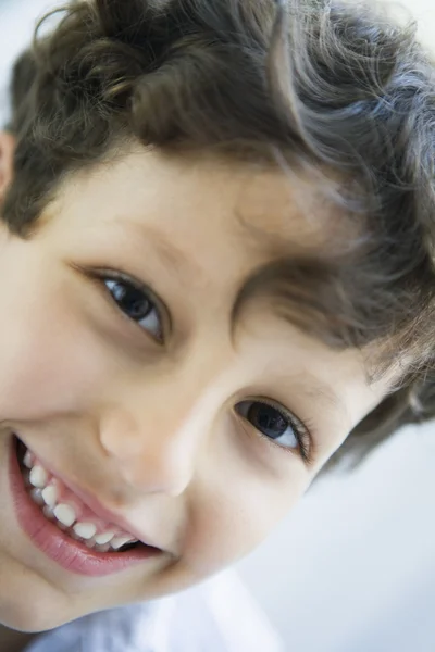 Portret van een Midden-Oosten jongen — Stockfoto