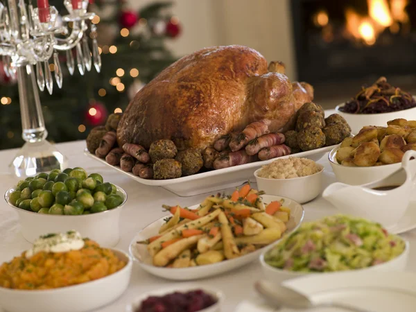 Christmas Roast Turkey with all the Trimmings — Stock Photo, Image