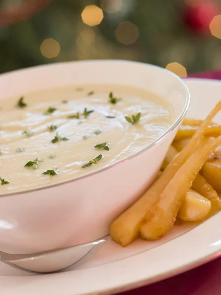 Roasted Parsnip and Thyme Soup — Stock Photo, Image