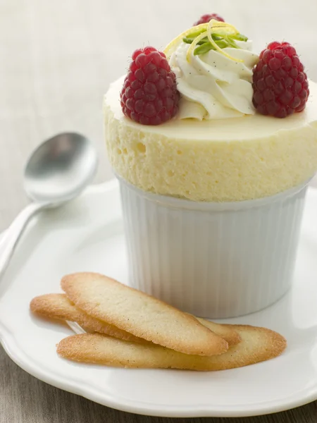 Chilled Lemon Souffle Langue Chat Biscuits — Stock Photo, Image