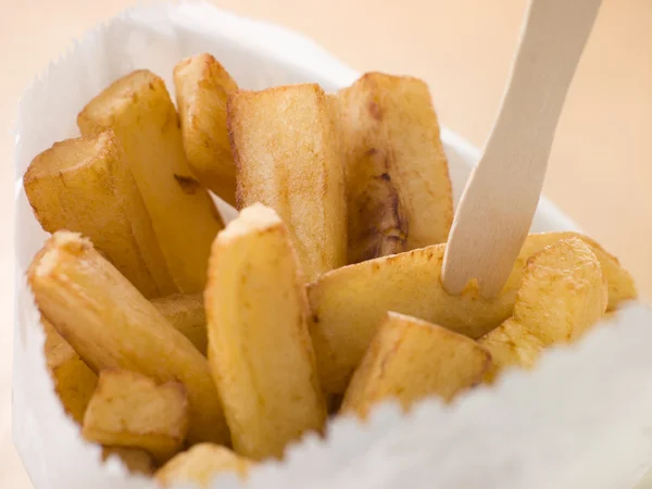 Chip Shop Chips Saco Com Garfo Madeira — Fotografia de Stock