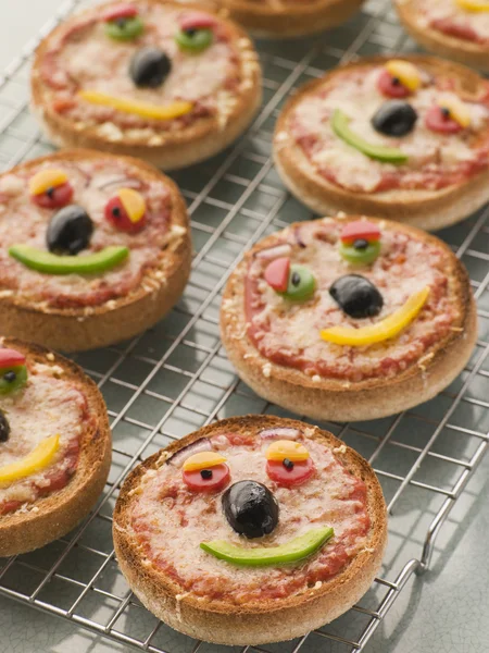 Smiley Faced Pizza Muffins — Stock Photo, Image