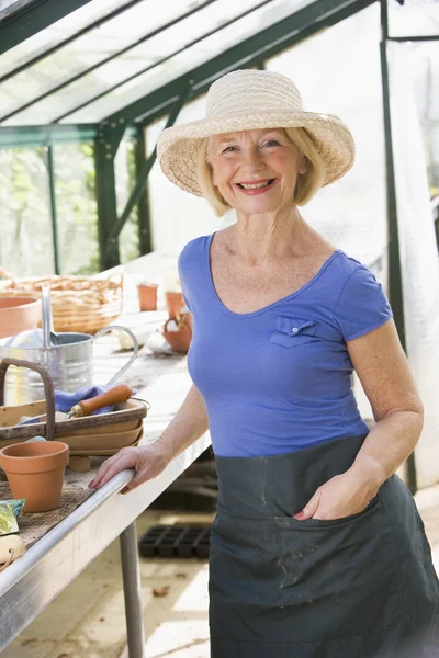 Woman Greenhouse Smiling — Stock Photo, Image